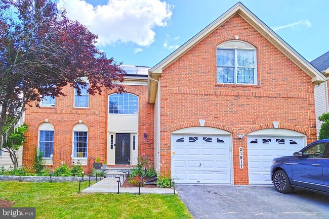 property at 21917 Manor Crest Ln