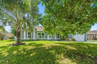 1901 SW Diamond St in Port St. Lucie, FL - Building Photo - Building Photo