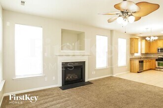 6101 Elderbush Dr in Greensboro, NC - Building Photo - Building Photo