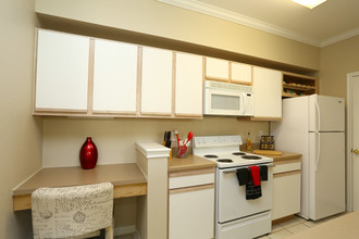 Saddle Brook Apartments in Waco, TX - Building Photo - Interior Photo