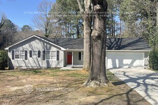 251 Mediterranean Ln in Lawrenceville, GA - Building Photo