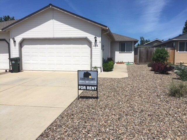 436 Crystal Dr Photo