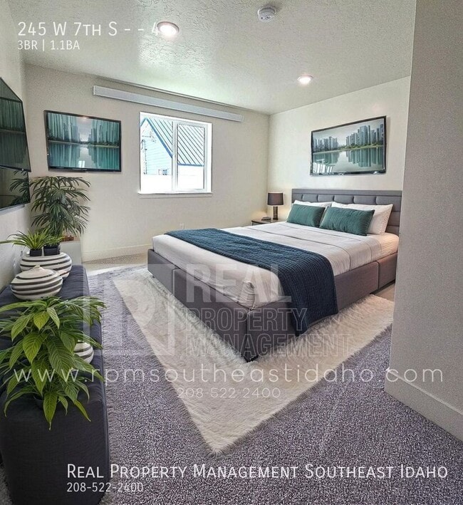 245 W 7th S in St Anthony, ID - Building Photo - Building Photo