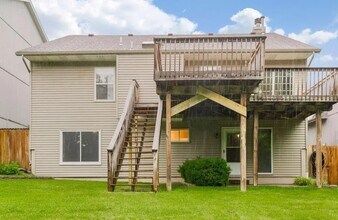 6130 N Coventry Ave in Kansas City, MO - Building Photo - Building Photo