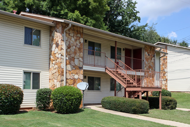 Running Brook Apartments in Tuscaloosa, AL - Foto de edificio - Building Photo