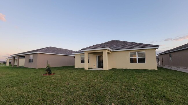 12401 Arabella Dr in Port St. Lucie, FL - Building Photo - Building Photo