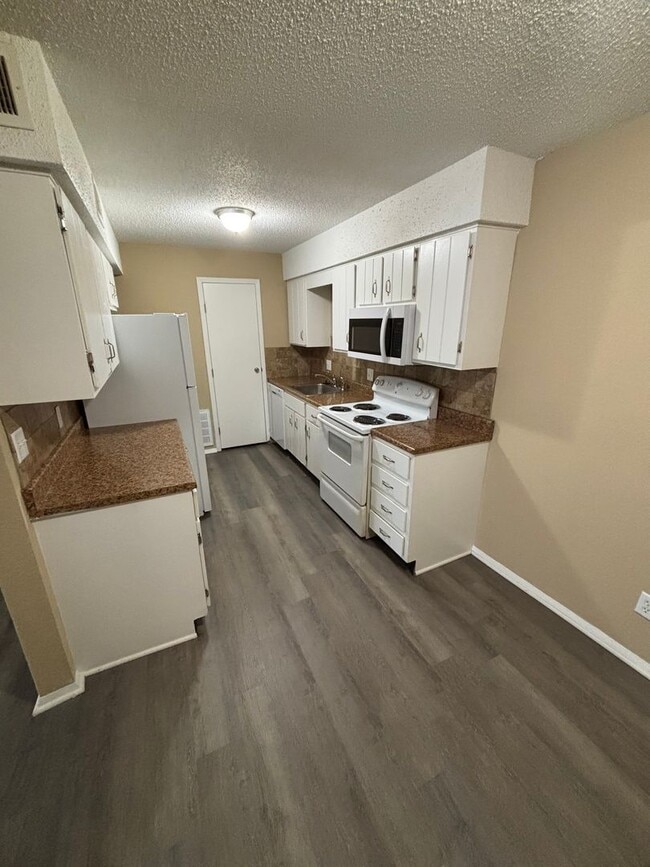 property at 1033 S Brookside Ave