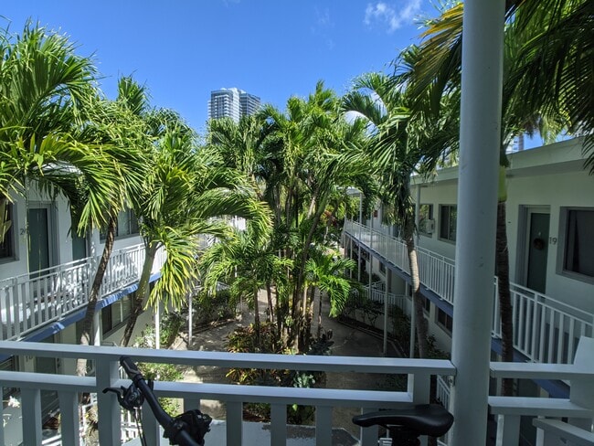 1840 James Ave in Miami Beach, FL - Foto de edificio - Building Photo