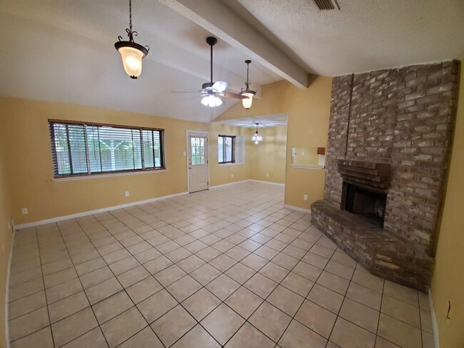 2501 Cedar Ln in Schertz, TX - Building Photo - Building Photo