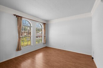 3914 Clarestone Dr in Pearland, TX - Building Photo - Building Photo