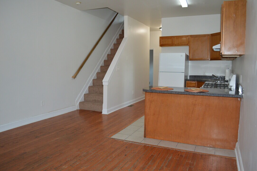 1705 E Lanvale St Photo