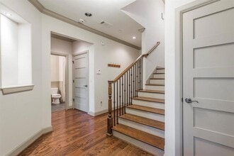 226 Russell M.Perry Ave in Oklahoma City, OK - Foto de edificio - Building Photo