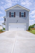5559 Wintergreen Dr in Fairburn, GA - Building Photo - Building Photo