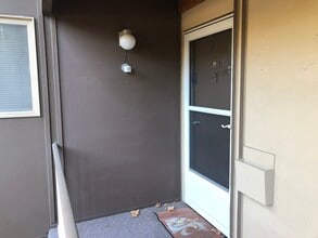 1220 NW State St, Unit 18 in Pullman, WA - Building Photo - Building Photo