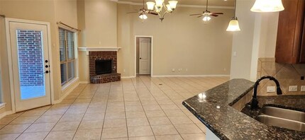 3819 Shorewood Dr in Arlington, TX - Building Photo - Building Photo