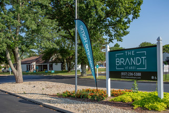 The Brandt at 6851 in Huber Heights, OH - Foto de edificio - Building Photo