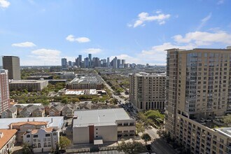 3307 W Lamar St in Houston, TX - Building Photo - Building Photo