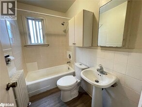 204 O'Connor Dr in Toronto, ON - Building Photo - Building Photo