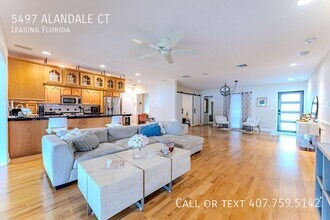 5497 Alandale Ct in Orlando, FL - Foto de edificio - Building Photo