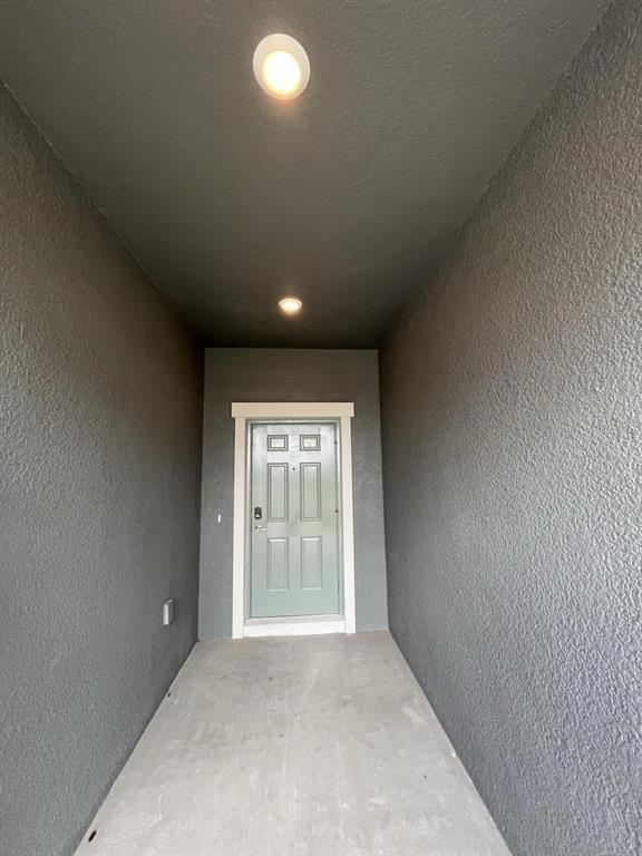 14552 Easy Goer St in Sun City Center, FL - Building Photo - Building Photo