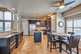2533 Merlin Dr in Lewisville, TX - Building Photo - Building Photo