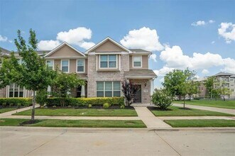 3300 Becker Dr in Denton, TX - Building Photo - Building Photo