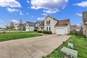3723 Suiter Rd in Clarksville, TN - Building Photo - Building Photo