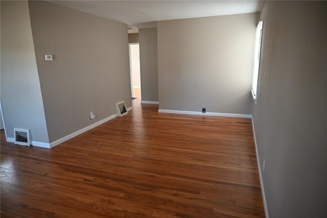 9510 Lydell Dr in Affton, MO - Building Photo - Building Photo