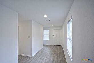 776 Bullsnake Trl in New Braunfels, TX - Building Photo - Building Photo