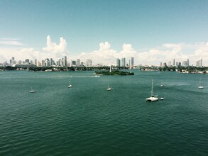 1500 Bay Dr, Unit 1138 in Miami Beach, FL - Building Photo - Building Photo