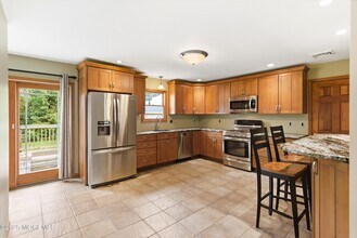 501 Silverton Rd in Brick, NJ - Building Photo - Building Photo
