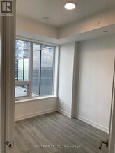 5081 Hurontario St in Mississauga, ON - Building Photo - Building Photo