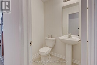 121 Sapphire Wy in Thorold, ON - Building Photo - Building Photo