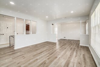 8435 E 56th Terrace in Kansas City, MO - Building Photo - Building Photo