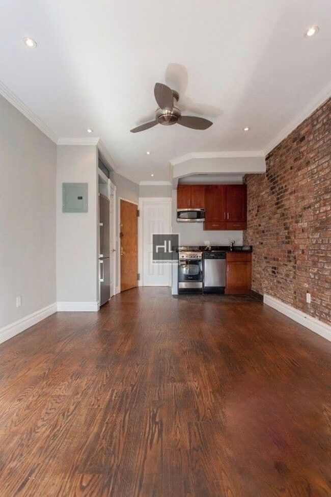 East 26th Street, Unit 2A in New York, NY - Foto de edificio - Building Photo