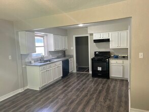 3442 Bacon St in Houston, TX - Building Photo - Building Photo