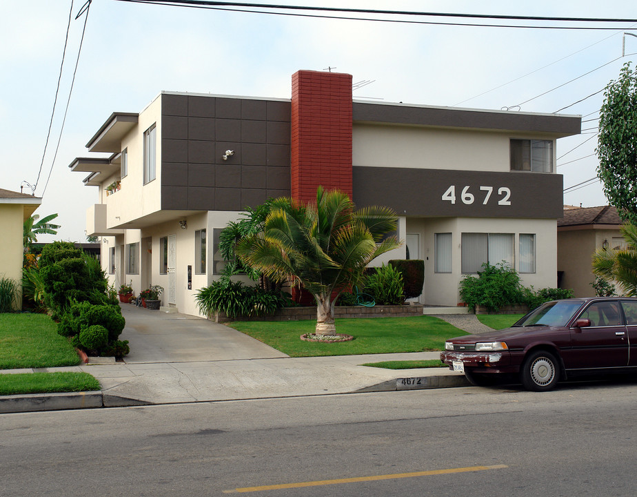 4672 W 118th St in Hawthorne, CA - Building Photo