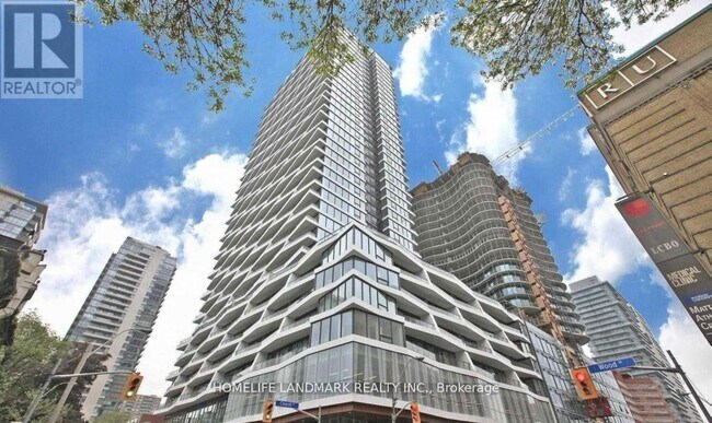 property at 85-885 Wood St