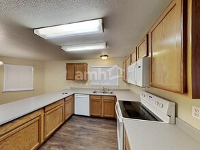 11468 River Run Pky in Henderson, CO - Building Photo - Building Photo