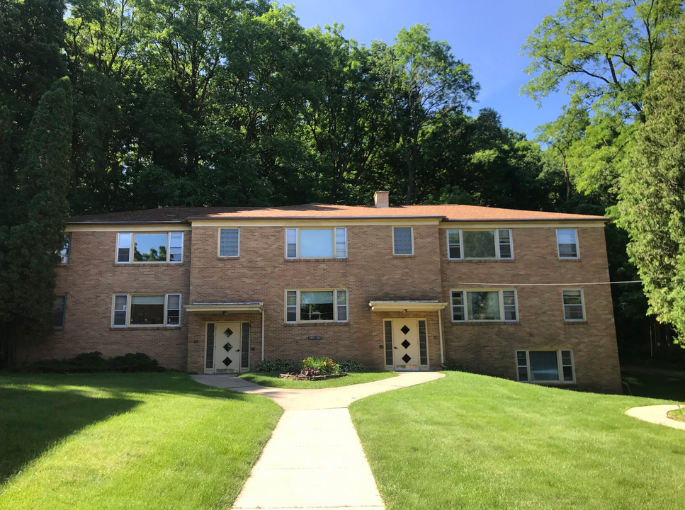 3315-3317 Harvey St in Madison, WI - Building Photo