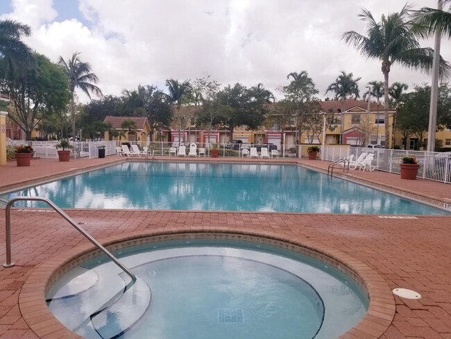property at 1113 Shoma Dr