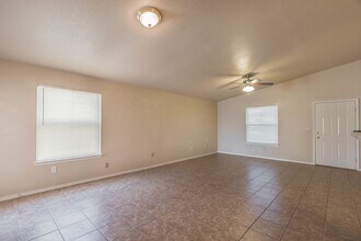 10545 Canyon Sage Dr in El Paso, TX - Building Photo - Building Photo