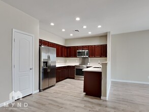 17299 W Fetlock Trail in Surprise, AZ - Building Photo - Building Photo