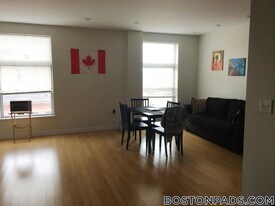 601 Albany St, Unit 308 in Boston, MA - Building Photo