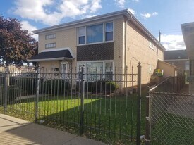 4201 W 47th St in Chicago, IL - Building Photo