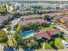 8255 NW 6th Terrace in Miami, FL - Building Photo