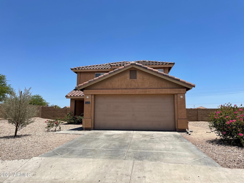 57 N 227th Ln in Buckeye, AZ - Building Photo