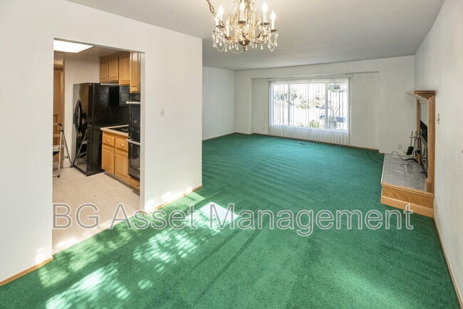 2901 Doidge Ave in Pinole, CA - Building Photo - Building Photo