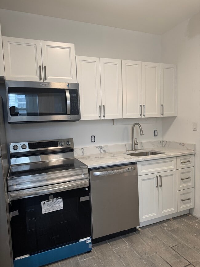 1151 E 4th St, Unit 1153-1 in Bethlehem, PA - Building Photo - Building Photo