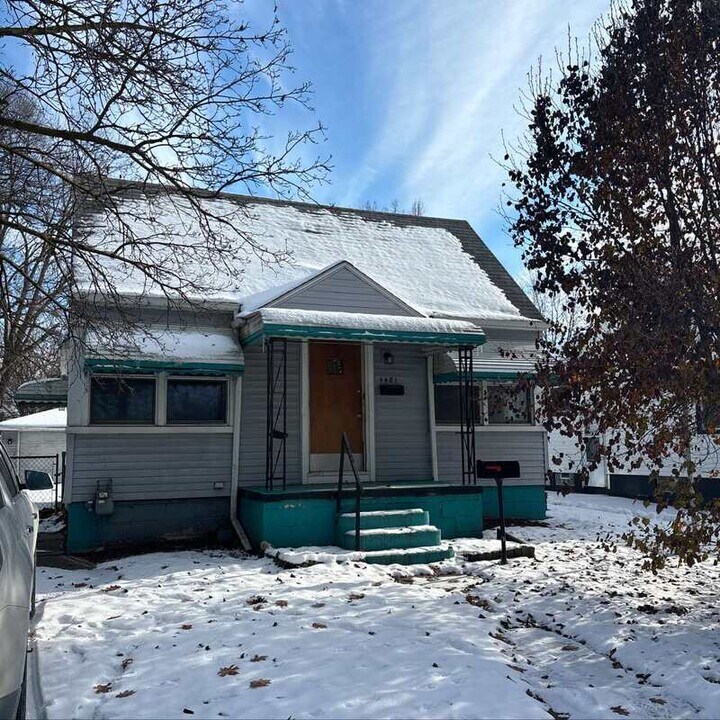 4481 Westpoint St in Dearborn Heights, MI - Building Photo